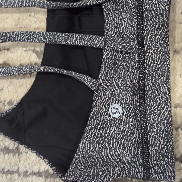 Lululemon Energy Bra Power Luxtreme Ripple Jacquard Black White - Picture 6 of 8